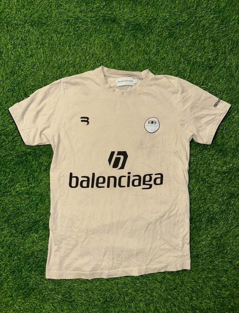 Balenciaga Soccer T-Shirt Size L Beige